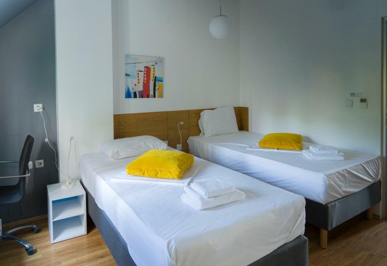 Transit Hotel Central Skopje Ngoại thất bức ảnh
