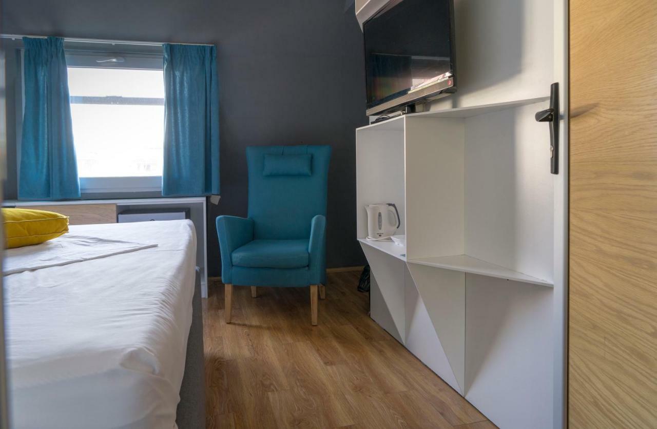 Transit Hotel Central Skopje Ngoại thất bức ảnh